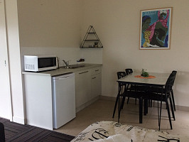 Blue_Wren_kitchenette